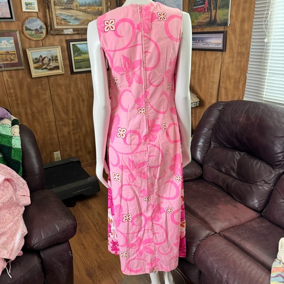 Stunning Vintage Hawaiian Floral Dress - Picture 5 of 9